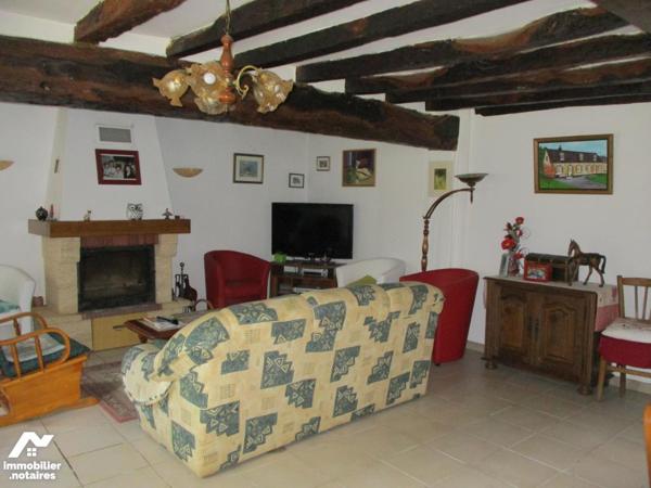 PROPRIETE sur parc arboré de 3986 m²  avec dépendances