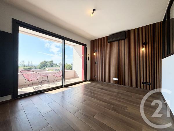 Maison à vendre  7 pièces - 287,67 m 2   LIMOGES  - 87