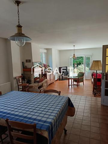 Grande demeure Néo bretonne au coeur de Lanvallay