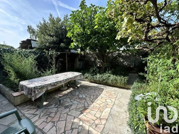 Maison traditionnelle 4 pièces de 90 m² à Rosny-sous-Bois (93110)