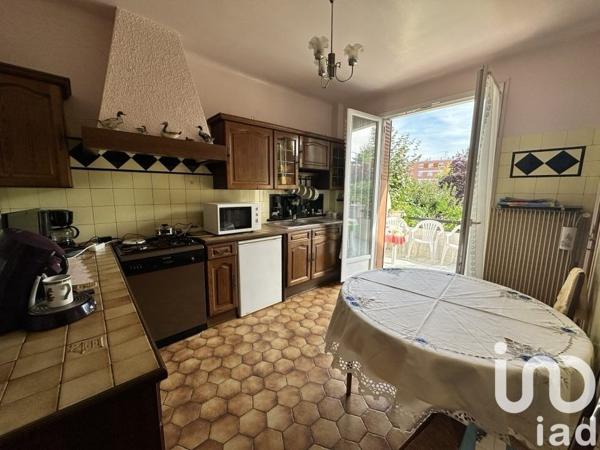 Maison traditionnelle 4 pièces de 90 m² à Rosny-sous-Bois (93110)