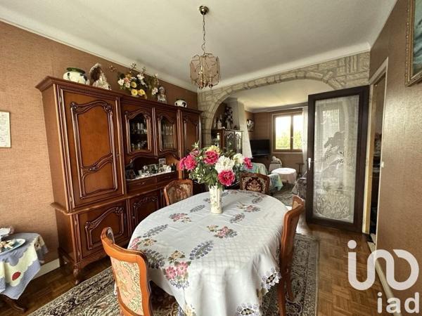 Maison traditionnelle 4 pièces de 90 m² à Rosny-sous-Bois (93110)