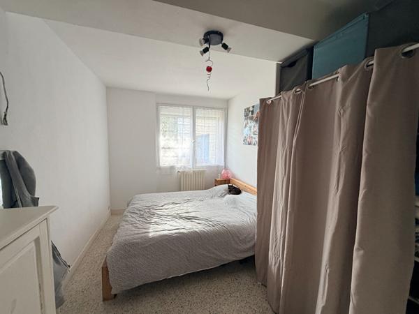 Maison 4 pièces de plain pieds sur 940m² de terrain