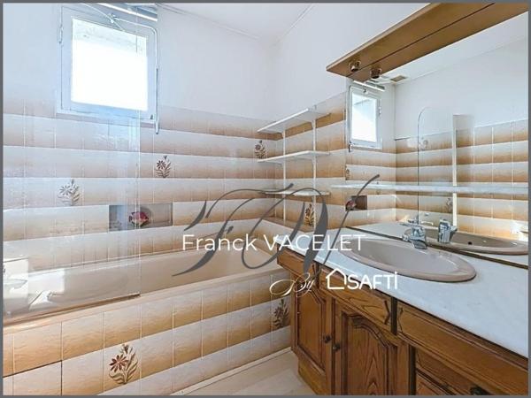 Demeure authentique avec son logement indépendant de 40 m²