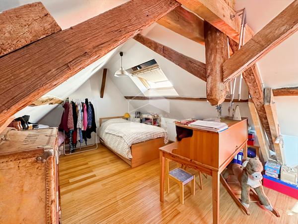 Charmant triplex lumineux "esprit maison" avec terrasse et garage XXL ? Mairie de Montreuil