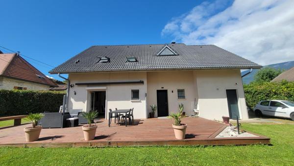 Spacieuse et lumineuse, un cadre de vie idéal