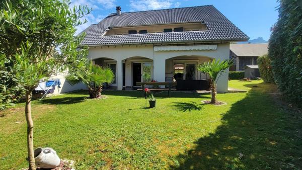 Spacieuse et lumineuse, un cadre de vie idéal