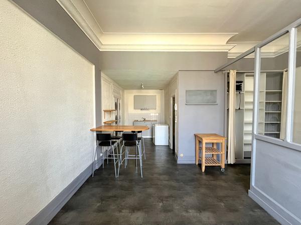 A LOUER - Studio de 35m² - Centre ville