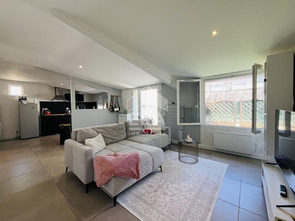 MAISON T3 A LOUER - BLOIS - PLAIN PIED, RENOVEE, TERRASSE ET BOX DE STOKAGE