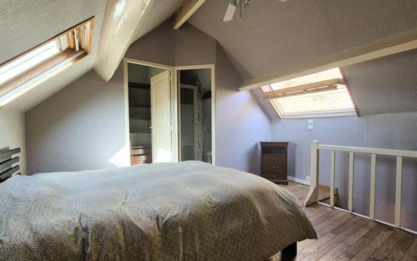 Maison à vendre    4 pièces • 75,37 m2 Saint-Léger-du-Bourg-Denis