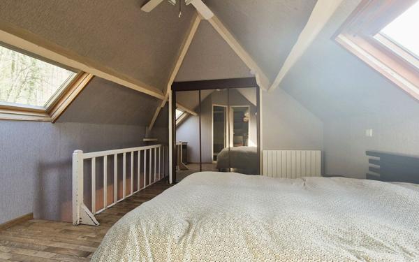 Maison à vendre    4 pièces • 75,37 m2 Saint-Léger-du-Bourg-Denis