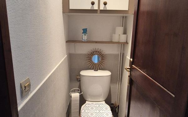 Maison à vendre    4 pièces • 75,37 m2 Saint-Léger-du-Bourg-Denis