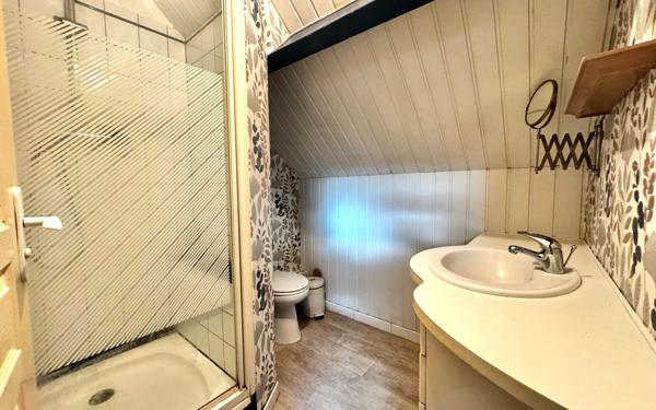 Maison à vendre    4 pièces • 75,37 m2 Saint-Léger-du-Bourg-Denis