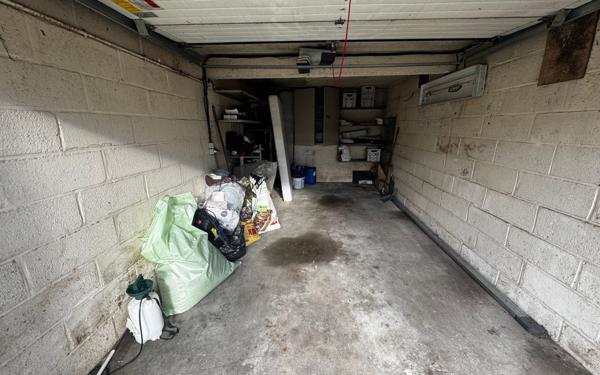 Maison à vendre    4 pièces • 75,37 m2 Saint-Léger-du-Bourg-Denis