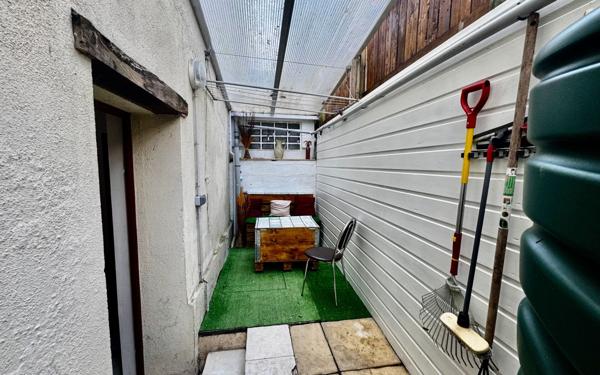 Maison à vendre    4 pièces • 75,37 m2 Saint-Léger-du-Bourg-Denis