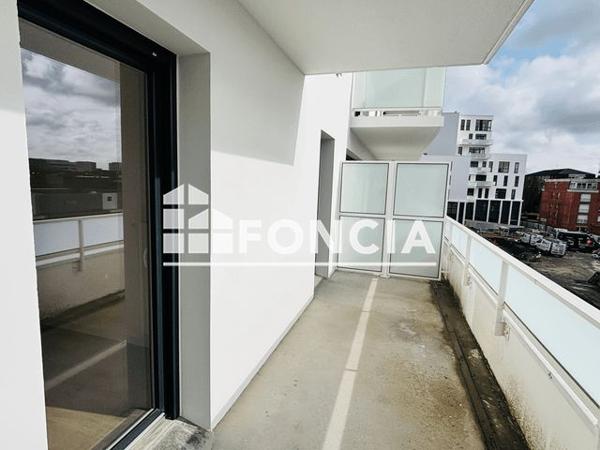 Location Appartement 3 pièces 63.48 m² - AVENUE DE BOLLAERT Lens 62300