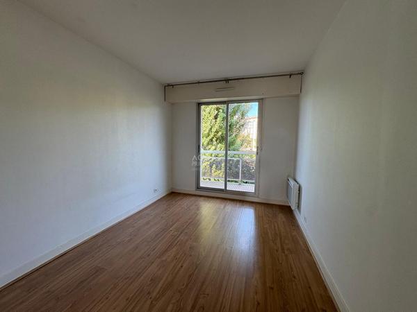 Appartement Saint Germain En Laye 4 pièce(s) 80.44 m2 Loyer 1 900 €/mois charges comprises **  - Référence  18144