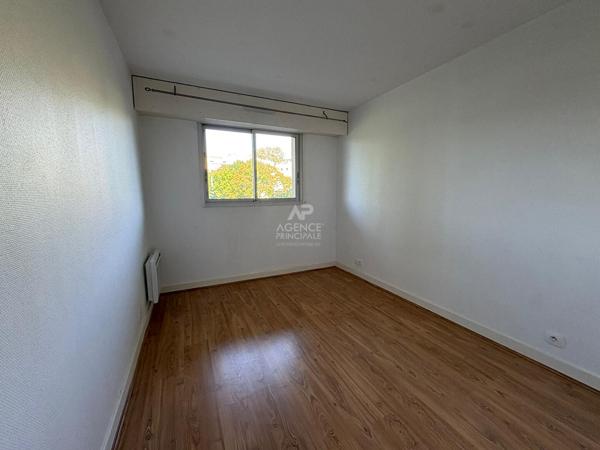 Appartement Saint Germain En Laye 4 pièce(s) 80.44 m2 Loyer 1 900 €/mois charges comprises **  - Référence  18144