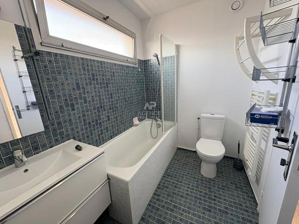 Appartement Saint Germain En Laye 4 pièce(s) 80.44 m2 Loyer 1 900 €/mois charges comprises **  - Référence  18144