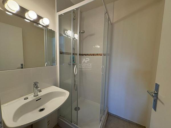 Appartement Saint Germain En Laye 4 pièce(s) 80.44 m2 Loyer 1 900 €/mois charges comprises **  - Référence  18144