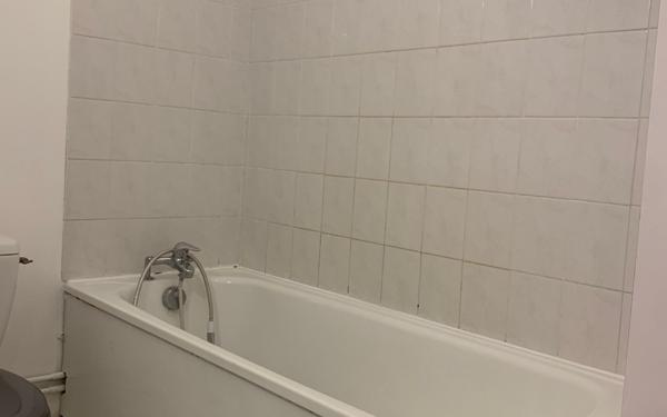 Appartement à vendre    1 pièce • 34,19 m2 Suresnes