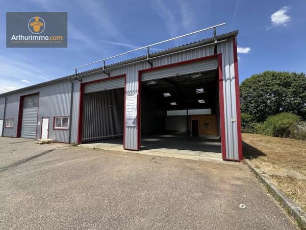 Location                                                      Local commercial
                        
                     1 pièces                      200 m2                     à Samazan