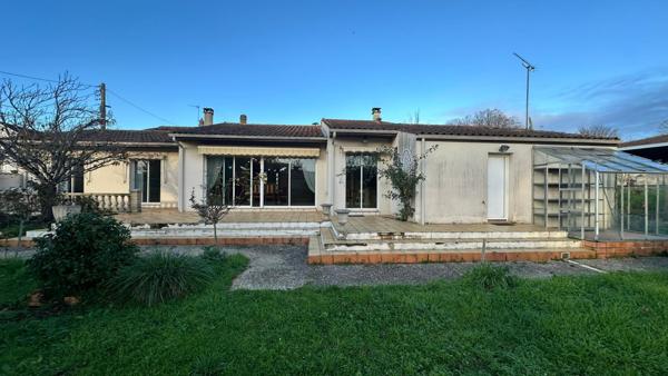 Quartier de l'Abbaye ,4 minutes à pied du marché de la gare