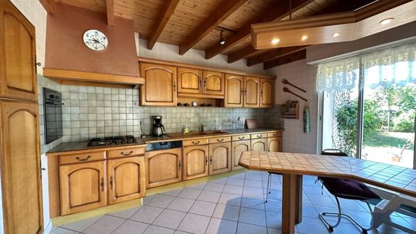 Quartier de l'Abbaye ,4 minutes à pied du marché de la gare