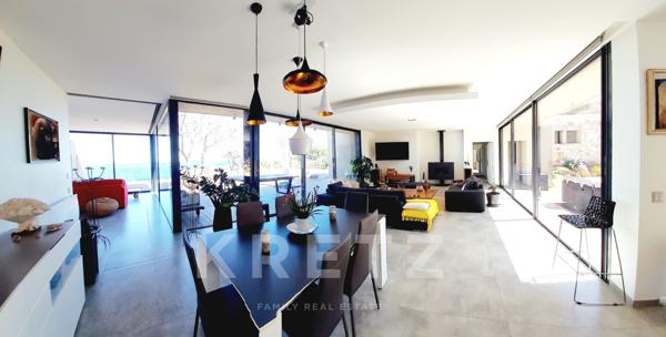 Corbara – Villa contemporaine avec vue mer exceptionnelle