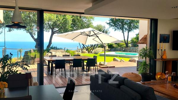Corbara – Villa contemporaine avec vue mer exceptionnelle