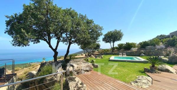 Corbara – Villa contemporaine avec vue mer exceptionnelle