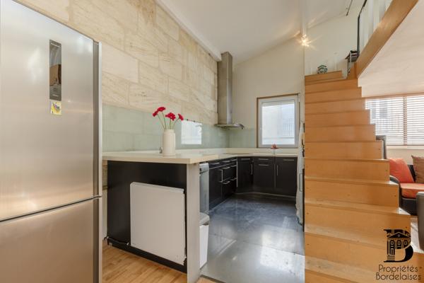 Maison Loft avec patio de 16 m² avec Garage à Bordeaux Les Chartrons