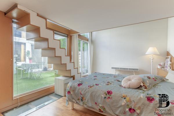 Maison Loft avec patio de 16 m² avec Garage à Bordeaux Les Chartrons