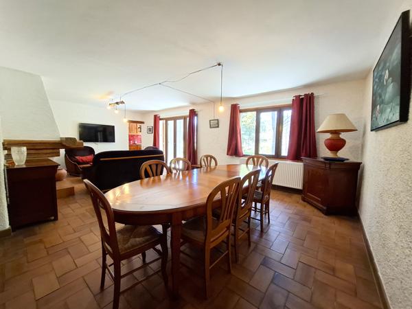 Vaste maison Type 5 avec garage et grand jardin