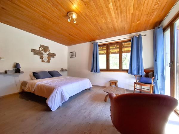 Vaste maison Type 5 avec garage et grand jardin