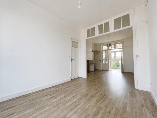 T3 lumineux de 62 m² dans une élégante bâtisse bourgeoise