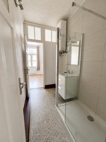 T3 lumineux de 62 m² dans une élégante bâtisse bourgeoise