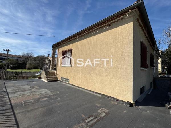 Maison 4 faces – 130 m² habitables – Terrain 730 m² – Un sous-sol 130m² À 10 min à pied de la cité médiévale