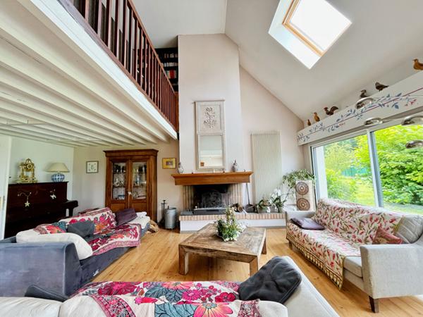 Maison Saint Fuscien 8 pièce(s) 300 m2