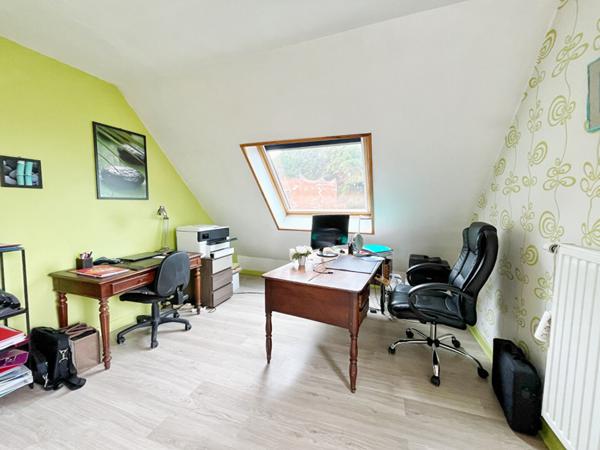 Maison Saint Fuscien 8 pièce(s) 300 m2