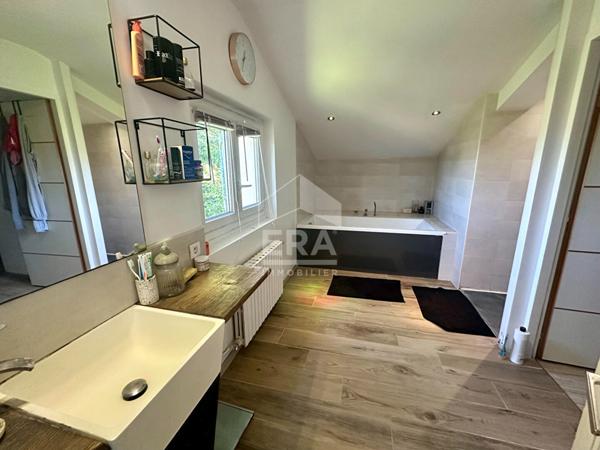 Maison Sud de Tarbes - 4 chambres - 156.35 m² - Terrain 736 m²