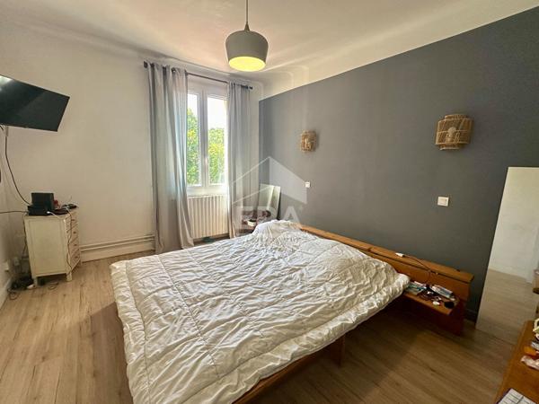 Maison Sud de Tarbes - 4 chambres - 156.35 m² - Terrain 736 m²