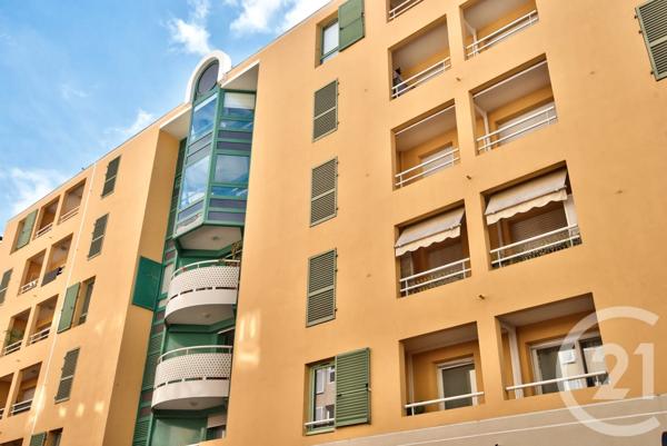 Appartement F3 à vendre  3 pièces - 68,27 m 2   NICE  - 06