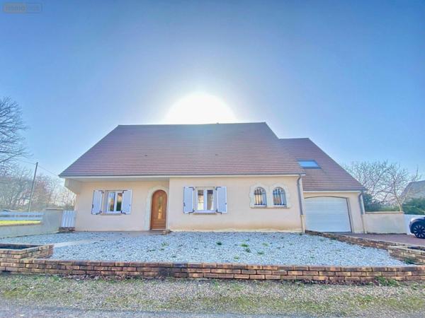 Maison à vendre à Arnage dans la Sarthe (72230), ref : 72122-1429