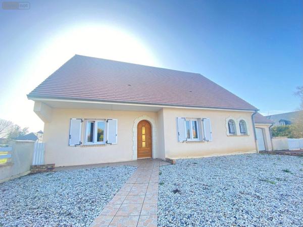 Maison à vendre à Arnage dans la Sarthe (72230), ref : 72122-1429