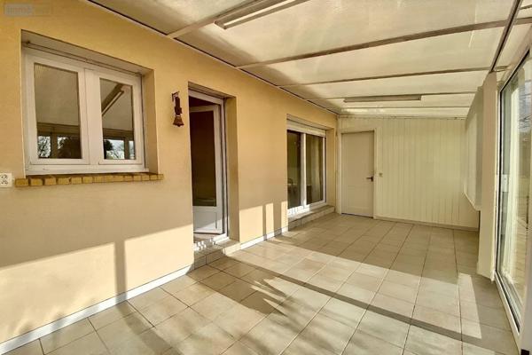 Maison à vendre à Arnage dans la Sarthe (72230), ref : 72122-1429