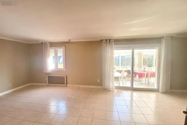 Maison à vendre à Arnage dans la Sarthe (72230), ref : 72122-1429