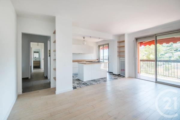Appartement F3 à vendre  3 pièces - 67,05 m 2   VILLEFRANCHE SUR MER  - 06