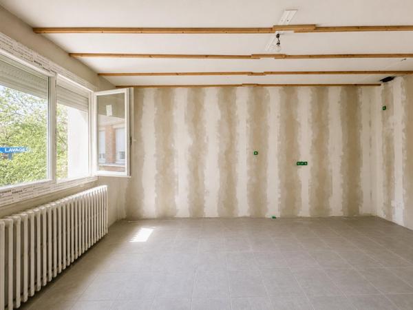 Ensemble immobilier maison + immeuble + terrain