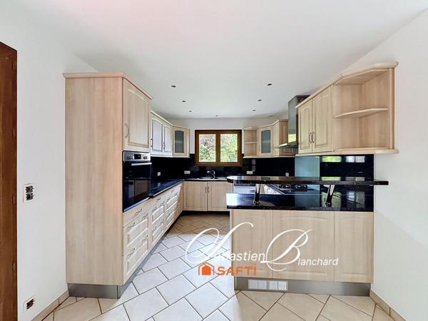 129 m² rénovés avec terrasse et jardin !